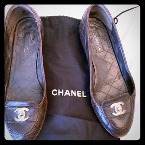 Chanel chocolate brown quilted flats size 38 8